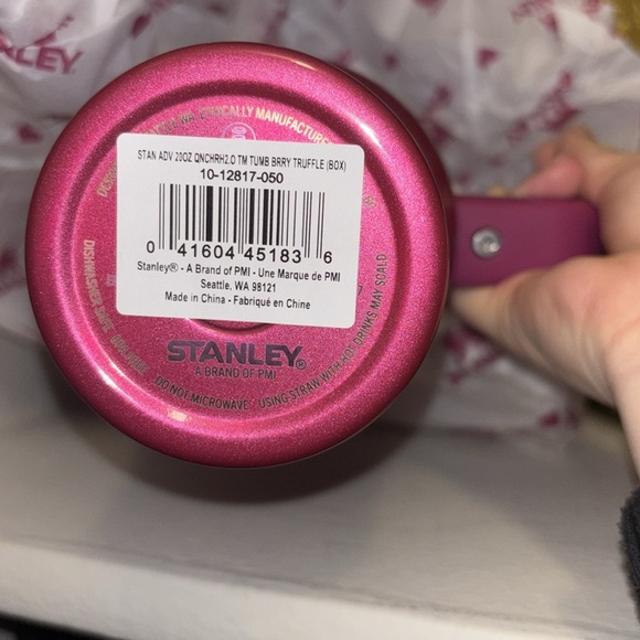 STANLEY: THE VALENTINE’S DAY QUENCHER H2.O FLOWSTATE TUMBLER WITH HANDLE | 20 OZ - Picture 9 of 14